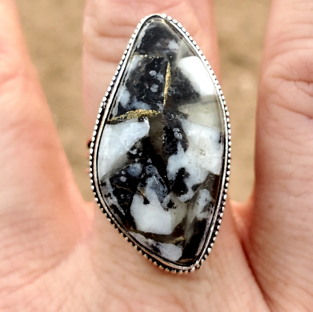 New White Buffalo Antique Design Silver Ring.